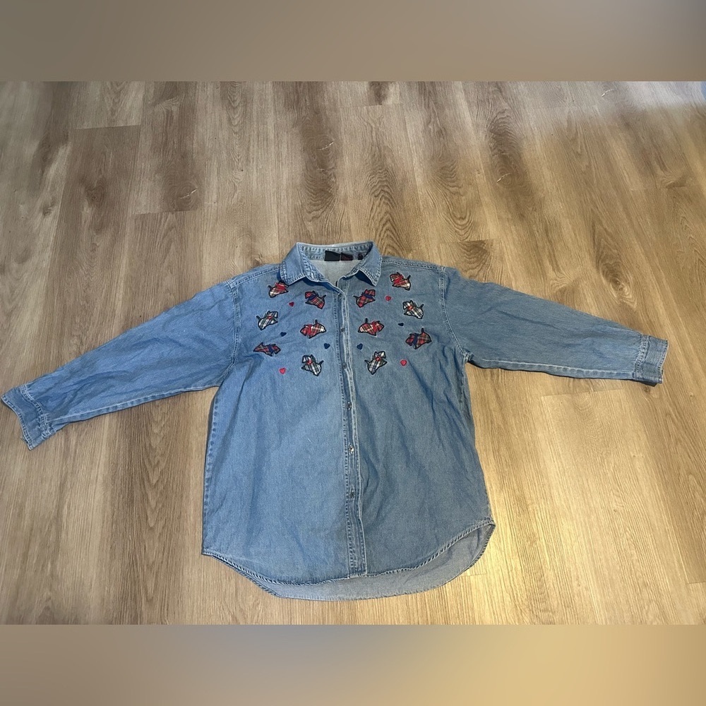 Quiz Again Vintage Embroidered Denim Long Sleeve Button Up Women’s size Large